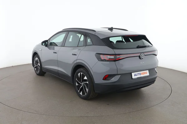 Volkswagen ID.4 (2023) — foto 10 van 16