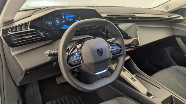 Peugeot 408 (2025) — foto 7 van 34