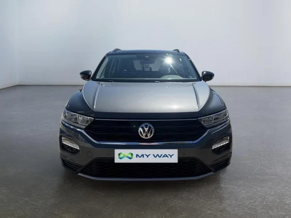 VOLKSWAGEN T-Roc (2019) — foto 18 van 24