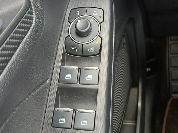 Ford Kuga (2025) — foto 8 van 23