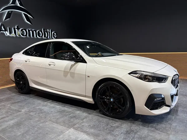 Bmw 218 (2021) — foto 16 van 26