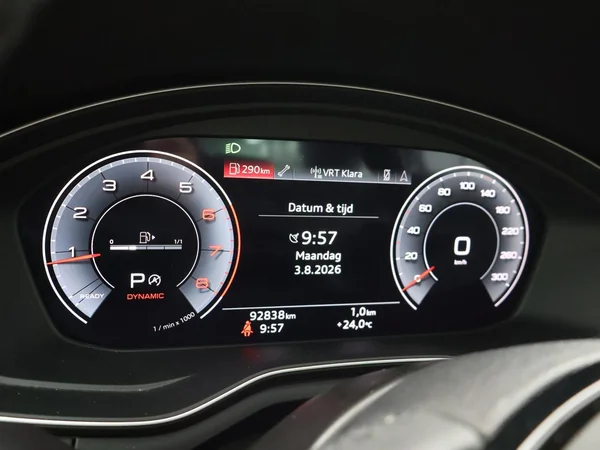 AUDI A4 Avant (2022) — foto 18 van 25