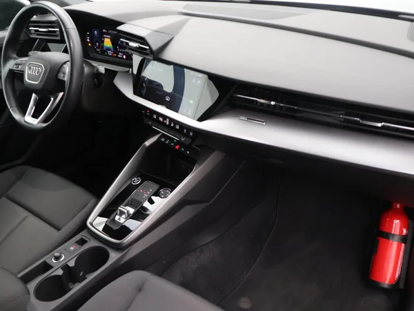 AUDI A3 Sportback PHEV (2024) — foto 19 van 25