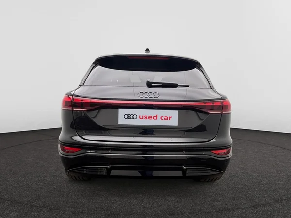 AUDI Q6 e-tron (2026) — foto 19 van 24