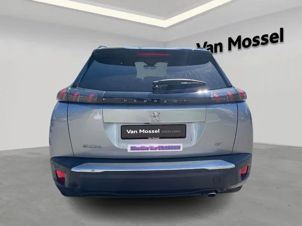 Peugeot 2008 (2022) — foto 16 van 19