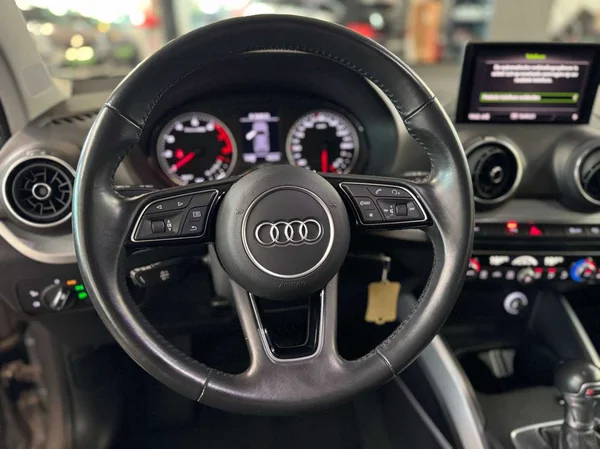 Audi Q2 (2018) — foto 7 van 15