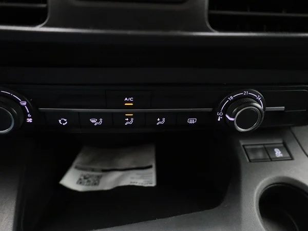 Opel Combo Life (2022) — foto 10 van 37
