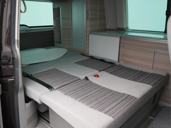 VOLKSWAGEN Multivan T5 Lwb Dsl (2011) — foto 9 van 29