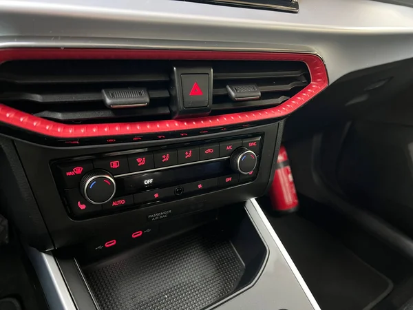 SEAT Arona (2024) — foto 4 van 20