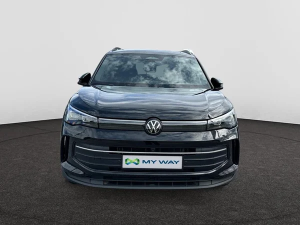 VOLKSWAGEN Tiguan (2026) — foto 13 van 16
