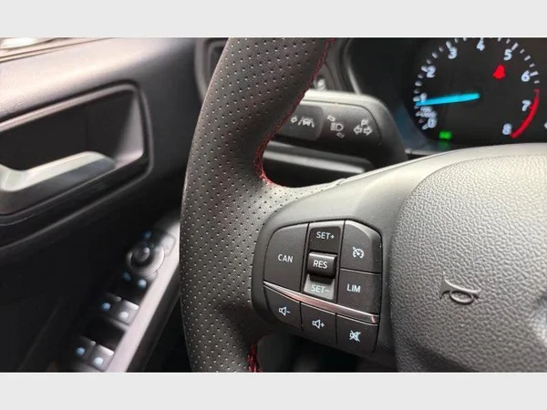 Ford FOCUS (2024) — foto 5 van 22