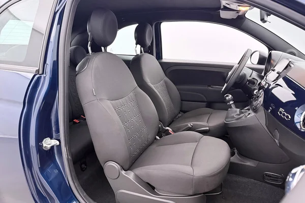 Fiat 500c (2024) — foto 8 van 28