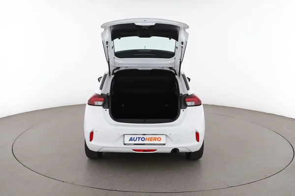Opel Corsa (2022) — foto 7 van 16