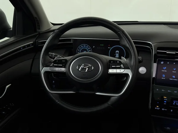 HYUNDAI Tucson (2022) — foto 14 van 31