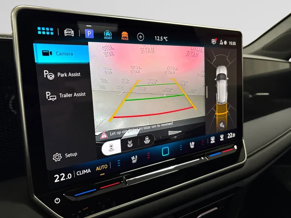 VOLKSWAGEN Tiguan (2025) — foto 4 van 16
