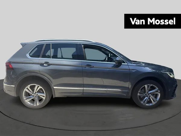 Volkswagen Tiguan (2021) — foto 12 van 16