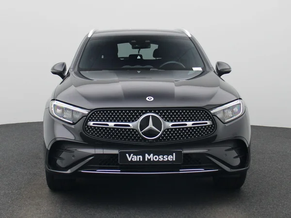 Mercedes-Benz GLC (2025) — foto 23 van 48