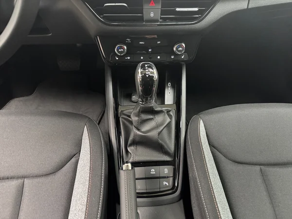 SKODA Kamiq (2025) — foto 7 van 16