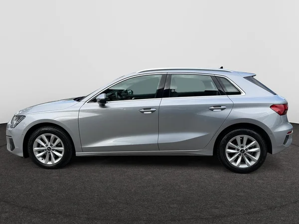 AUDI A3 Sportback (2022) — foto 12 van 19