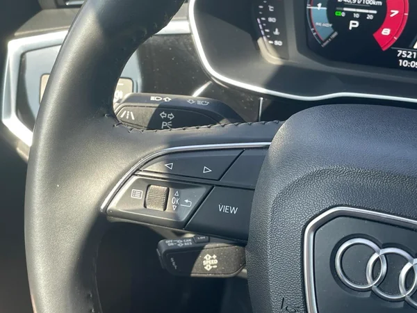 AUDI Q3 (2019) — foto 2 van 20