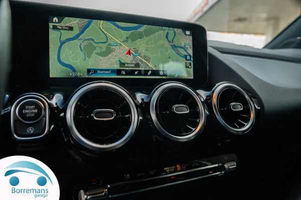 Mercedes-Benz B-180 (2022) — foto 29 van 41