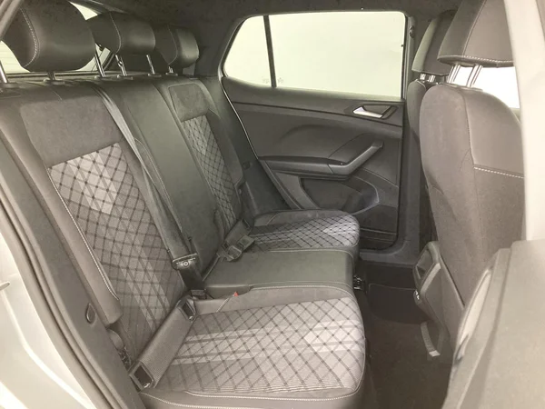 VOLKSWAGEN T-Cross (2025) — foto 16 van 36