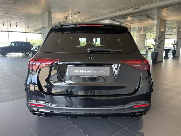 Mercedes-Benz GLE (2023) — foto 19 van 23