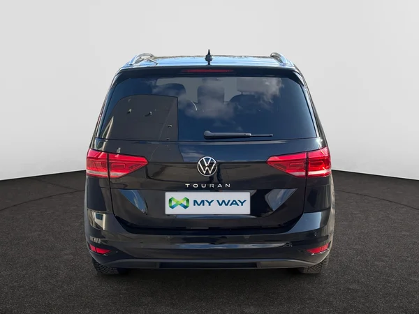 VOLKSWAGEN Touran (2026) — foto 19 van 24