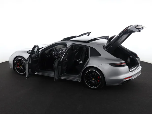 PORSCHE Panamera (2020) — foto 35 van 36