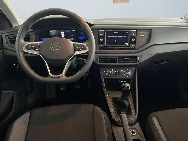 VOLKSWAGEN Polo (2022) — foto 6 van 17