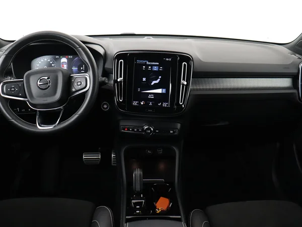 VOLVO XC40 (2021) — foto 31 van 31