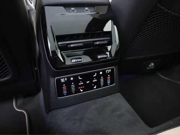 AUDI A6 Avant e-hybrid (PHEV) (2026) — foto 7 van 29