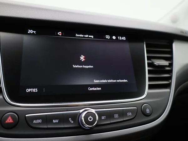 Opel Crossland (2021) — foto 15 van 38
