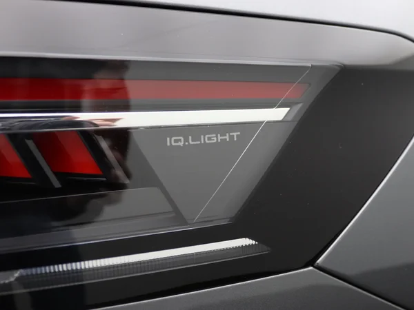 VOLKSWAGEN Passat Variant eHybrid (PHEV) (2025) — foto 25 van 25