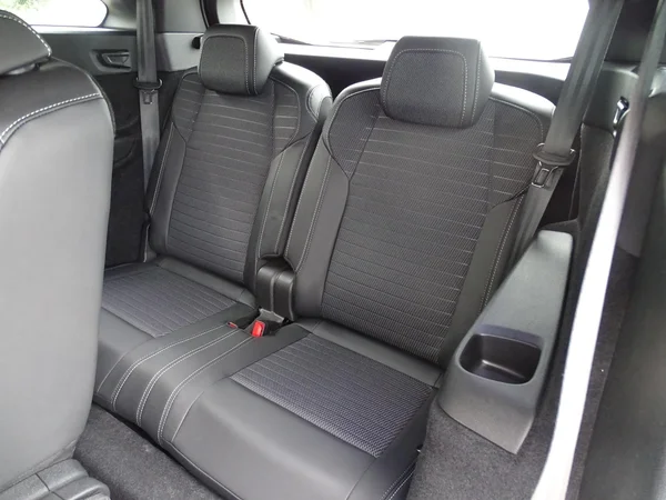 Peugeot e-5008 (2026) — foto 8 van 29