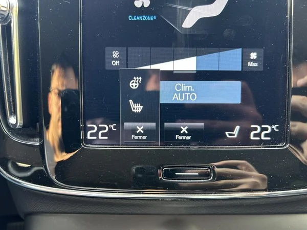 VOLVO XC40 (2022) — foto 14 van 30