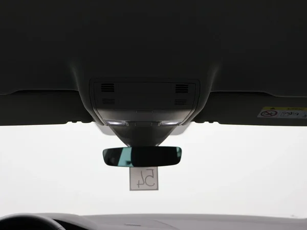 Volkswagen Tiguan (2020) — foto 19 van 29
