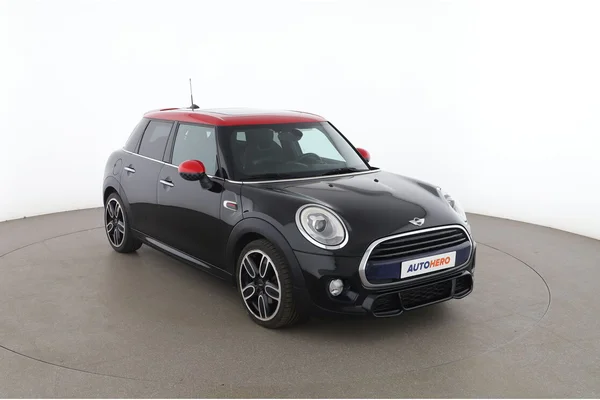 MINI MINI (2017) — foto 14 van 16