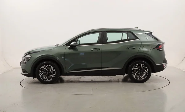 Kia Sportage (2023) — foto 12 van 24