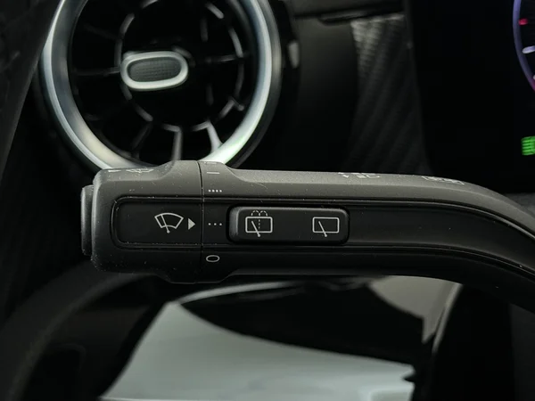 MERCEDES A 180 (2024) — foto 16 van 28