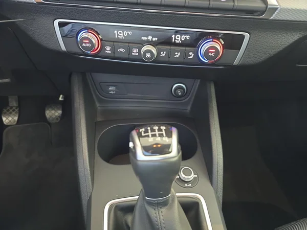 AUDI Q2 (2021) — foto 9 van 13