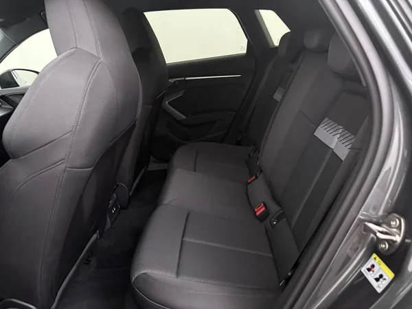AUDI A3 Sportback (2025) — foto 2 van 18