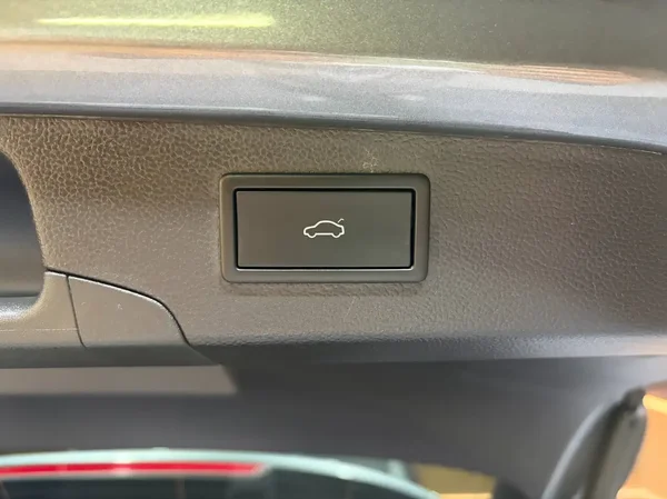 Volkswagen Passat (2024) — foto 28 van 31