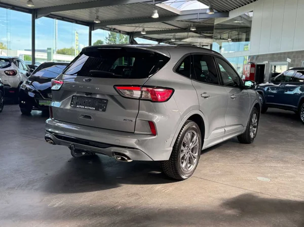 Ford Kuga (2023) — foto 13 van 19