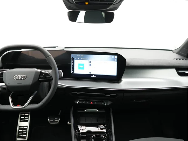 AUDI Q3 SUV e-hybrid (PHEV) (2026) — foto 34 van 35
