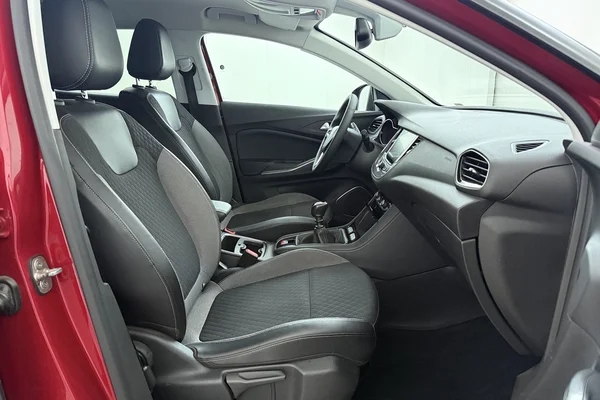 Opel Grandland X (2019) — foto 22 van 24