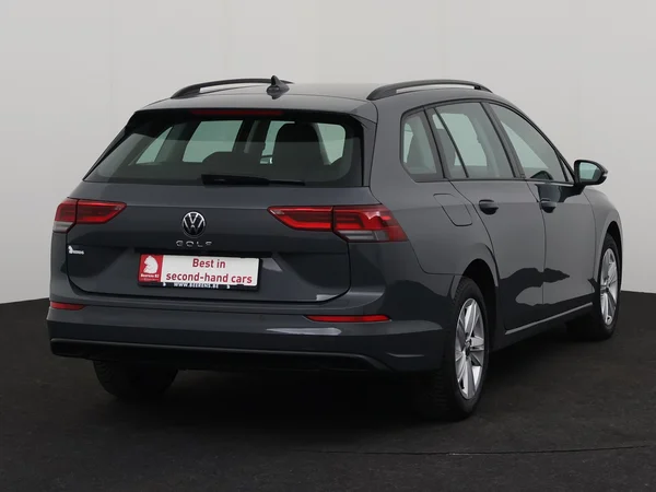 VOLKSWAGEN Golf Variant (2024) — foto 23 van 30