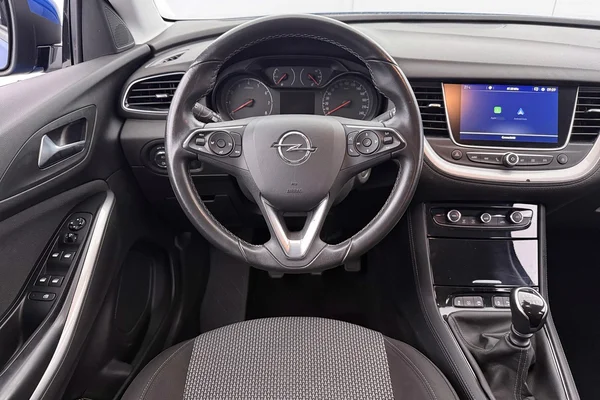 Opel Grandland X (2019) — foto 18 van 49