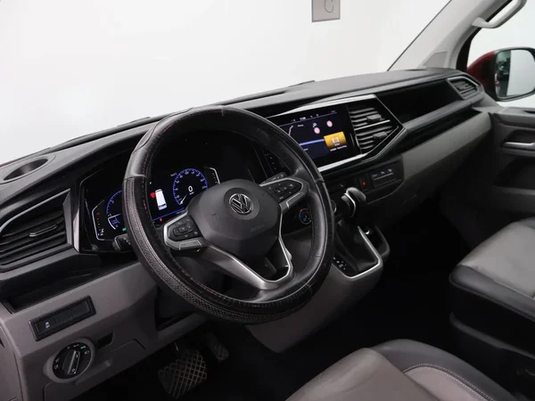 Volkswagen Transporter (2020) — foto 27 van 27