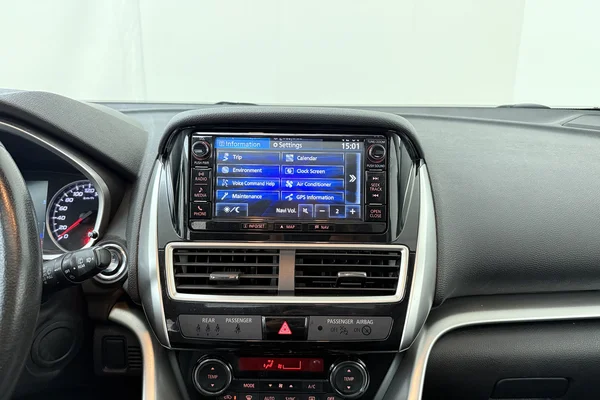 Mitsubishi Eclipse Cross (2019) — foto 3 van 29